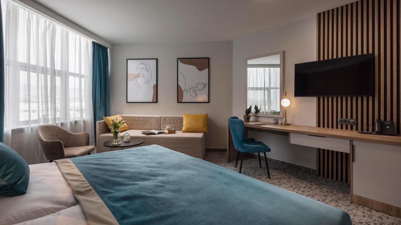 Habitación Doble Deluxe con cama supletoria