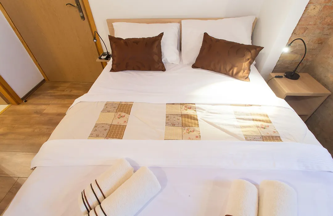 Guesthouse Bed 4 You-1