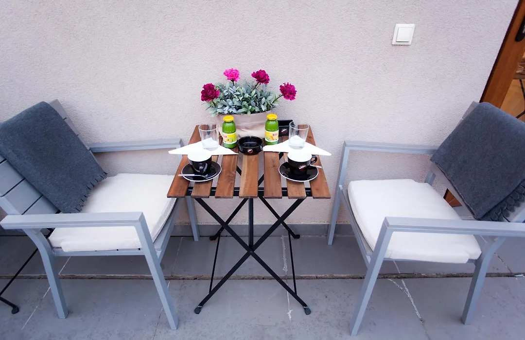 Hotellux B&B-1