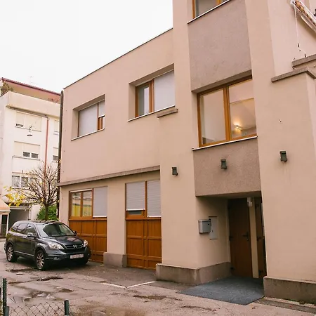 Hotellux B&B-3